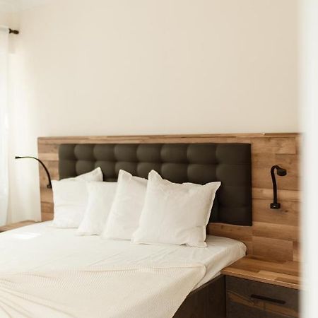 Apartment In Lisbon With 3 Bedroom Cozy Experience Лориш Экстерьер фото
